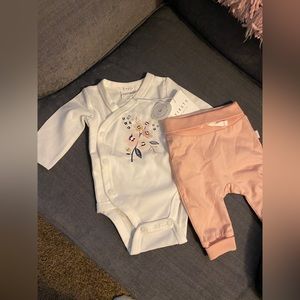 Petit Lem organic cotton newborn outfit